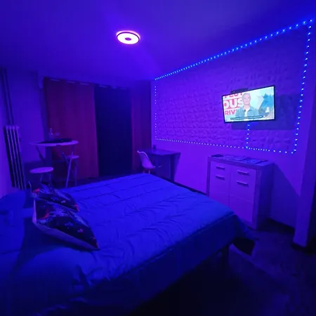 Apartment Gameroom *
